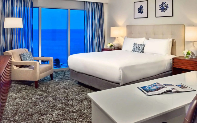 Preferred Ocean Curve room