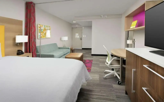 Hearing Accessible Double Studio Suite