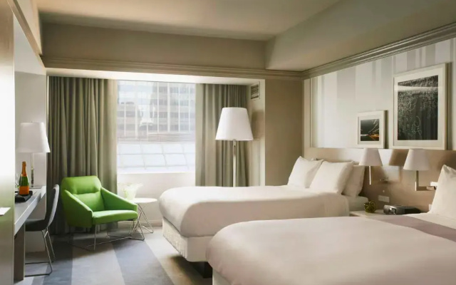 Deluxe Quadruple room