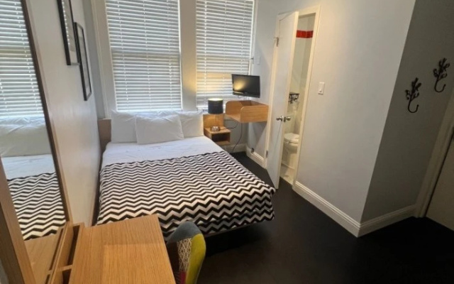 Compact Single room