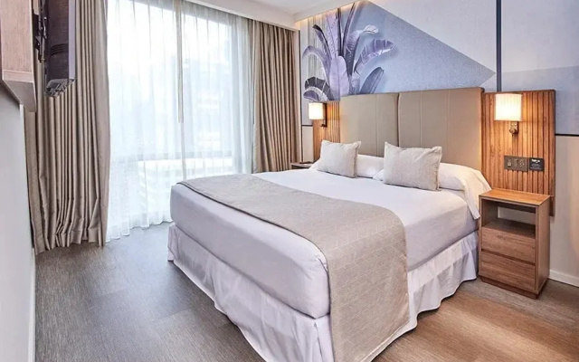 Double Senior Suite