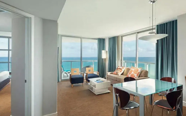 2 Bedrooms Oceanfront Suite
