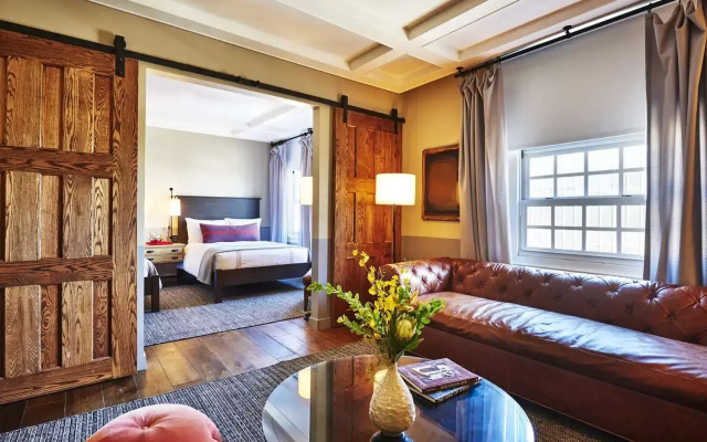 1 Bedroom Quadruple Suite