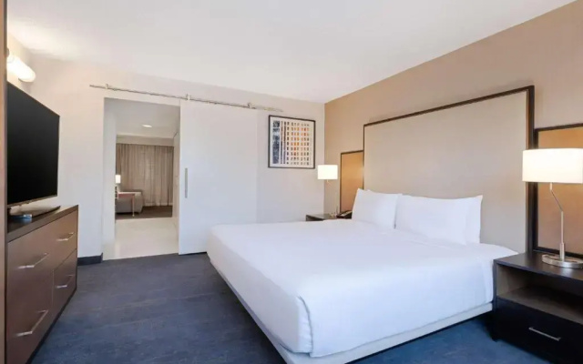1 Bedroom Suite
