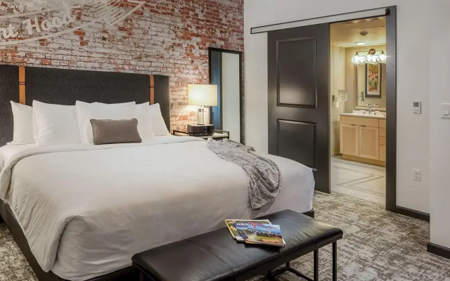 1 Bedroom Presidential Suite