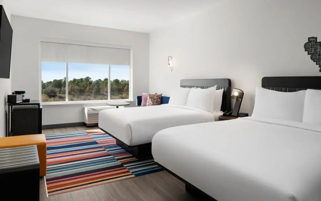 Aloft Twin room