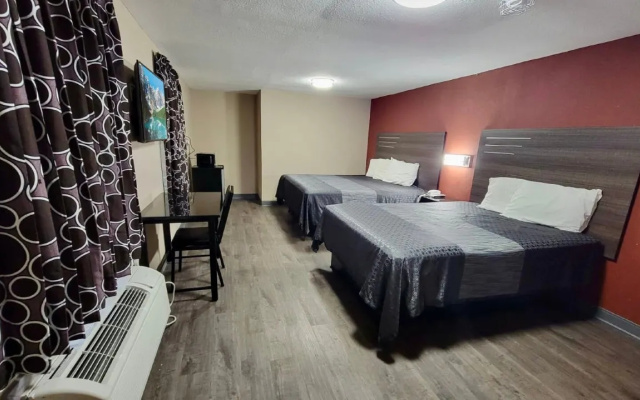 Deluxe Suite