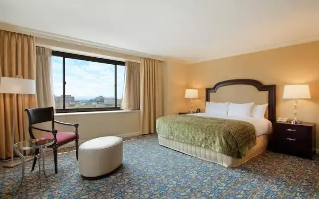 Truman Executive Suite