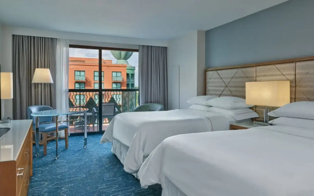 Deluxe Quadruple room with balcony and with view