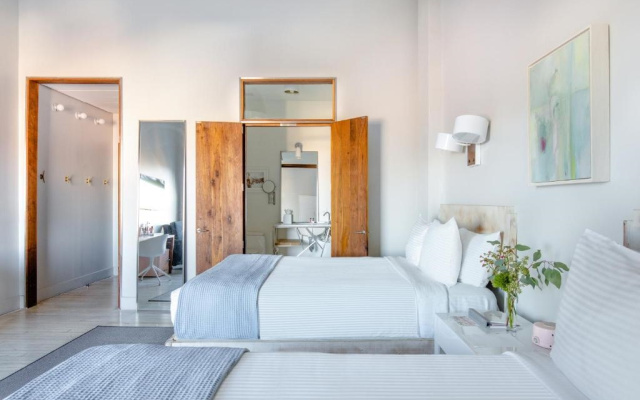 Quadruple room