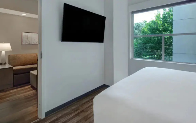 1 Bedroom Classic Double Kitchen Suite