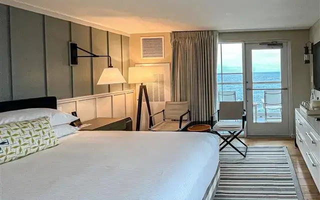 Cliffscape Double room oceanfront