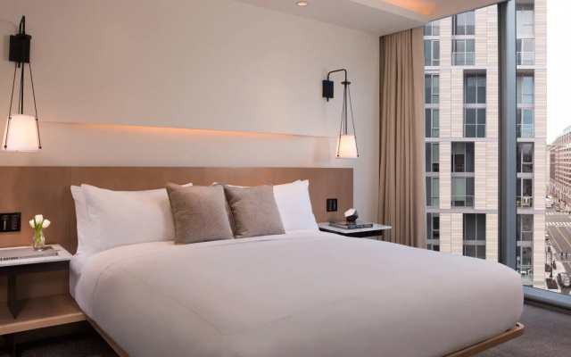 Diplomat Suite