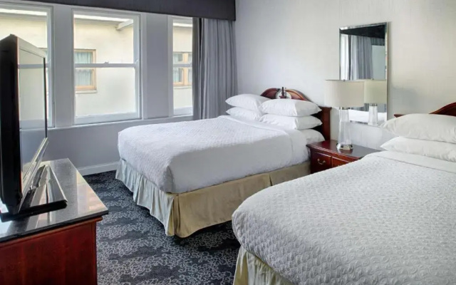 1 Bedroom Quadruple Suite