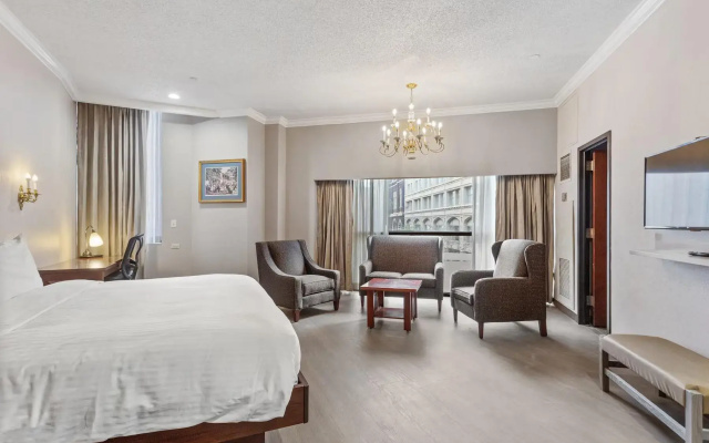 Double Suite
