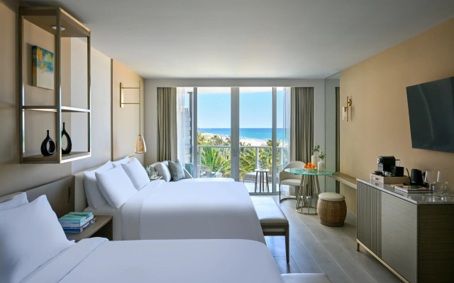 Quadruple room with ocean view