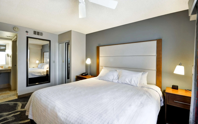 2 Bedrooms Suite