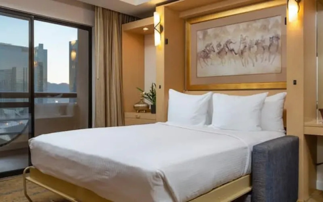 2 Bedrooms Deluxe Suite with balcony