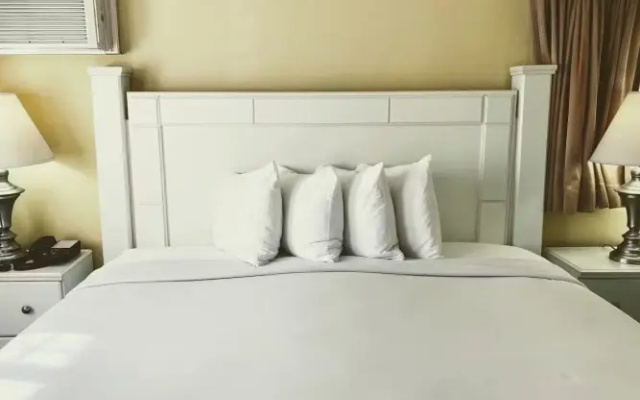 2 Bedrooms Deluxe Quadruple Suite