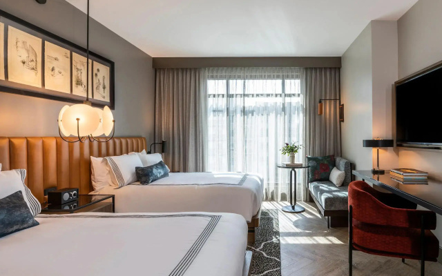 Partial River View Twin room