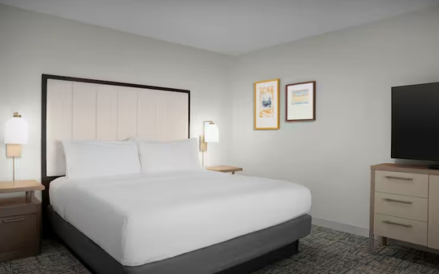 2 Bedrooms Suite