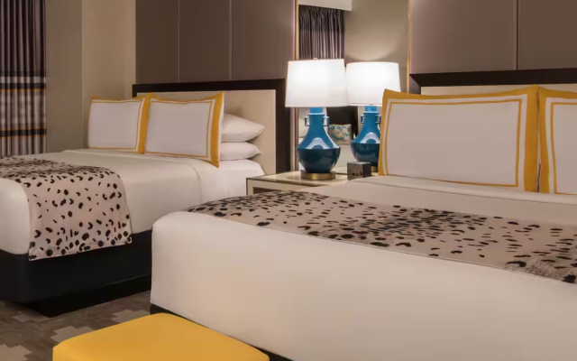 Julius Deluxe Twin room