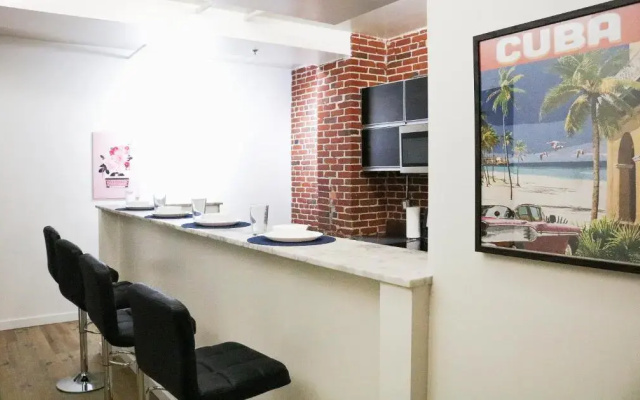 2 Bedrooms Deluxe Quintuple Penthouse Suite