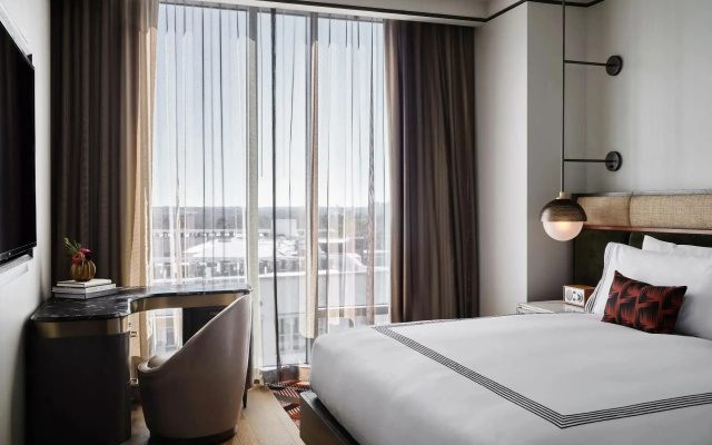 Thompson Double Suite City View