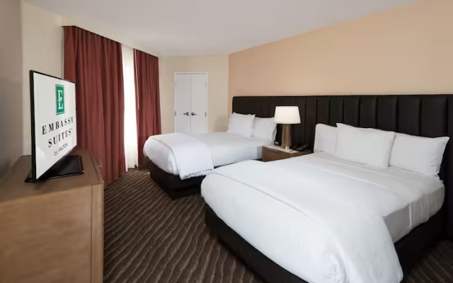 1 Bedroom Accessible Suite