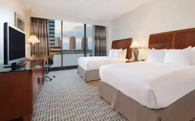 Premium Floor Quadruple room with balcony and with city view