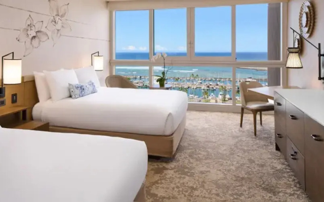 Harbor Twin room oceanfront