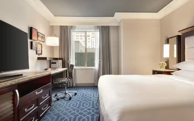 Larger Double room with city view