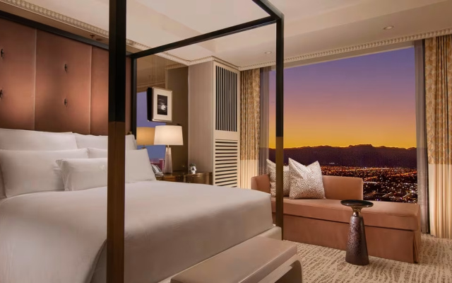 Parlor Wynn Double Tower Suite