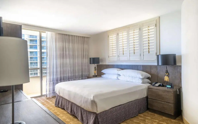 1 Bedroom Standard Suite