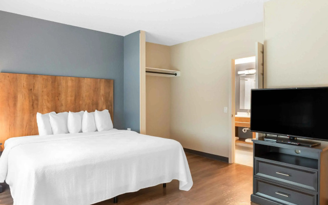 1 Bedroom Executive Double Suite