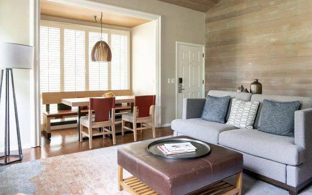 Ranch Suite