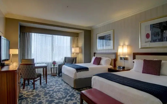 Grand Double room with city view