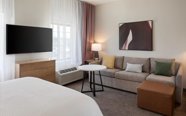1 Bedroom Quadruple Suite