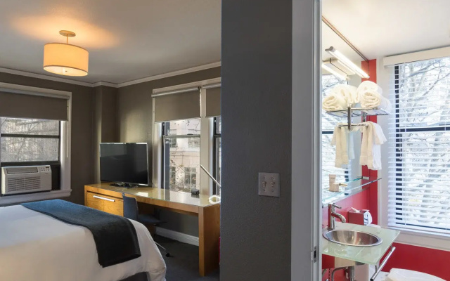 Max room