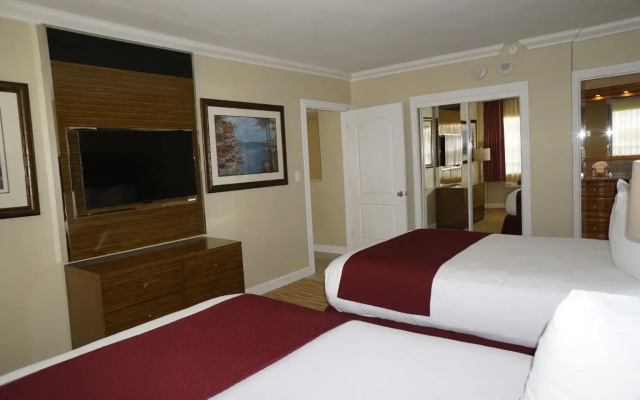 Quadruple Suite Ocean Front