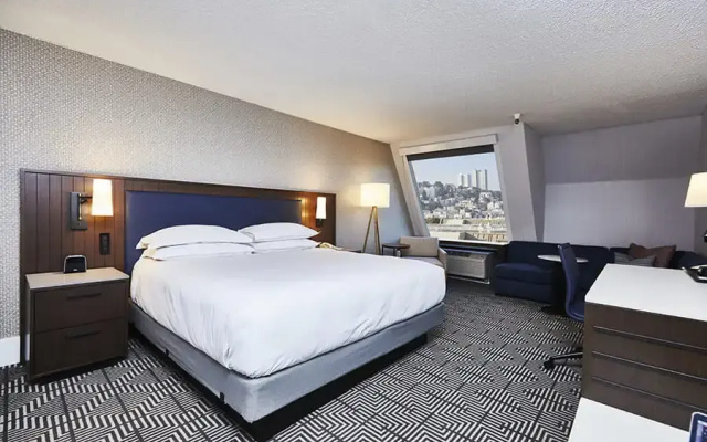 Deluxe Superior Quadruple room