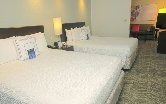 Twin Suite