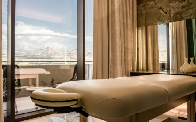 2 Bedrooms Canyon Suite