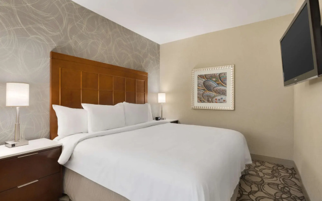2 Bedrooms 2 Bath Suite