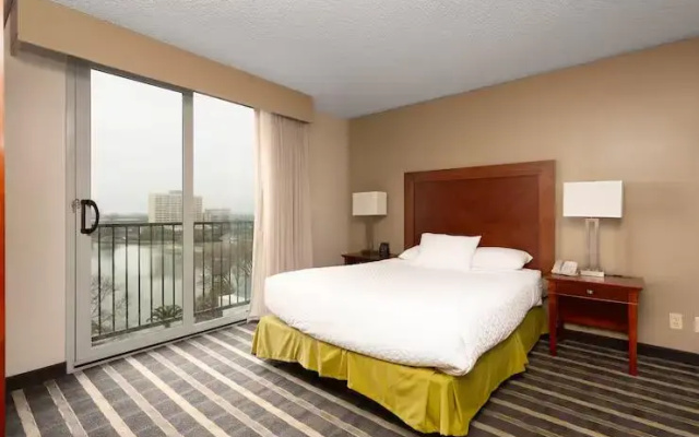 1 Bedroom Mobility Access Suite