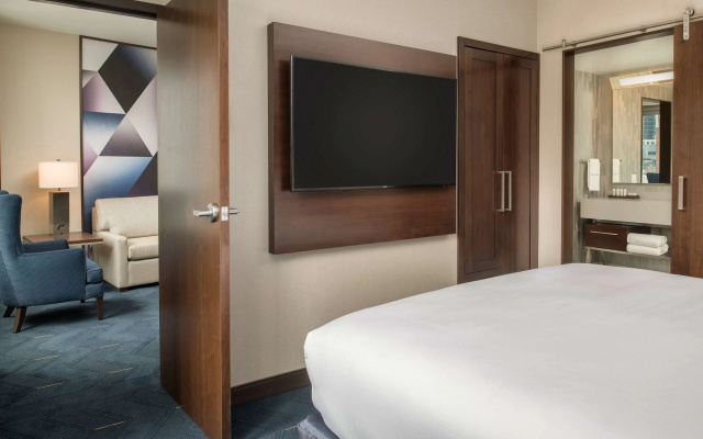 2 Bedrooms Quadruple Suite with city view