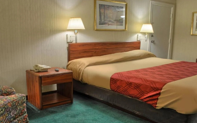 photo 5 of Knights Inn Ashland