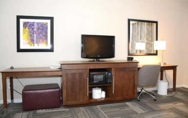photo 4 of Hampton Inn Grand Junction