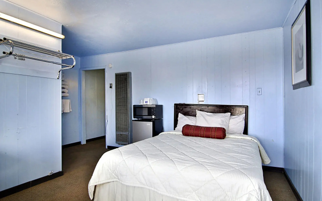 photo 3 of Route 66 Inn