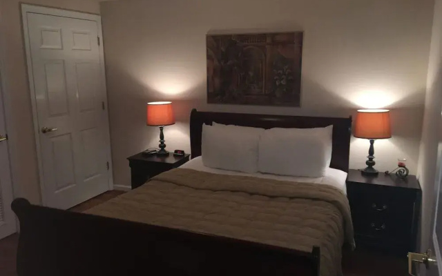 photo 2 of Riverview Suites at Waterfront Center